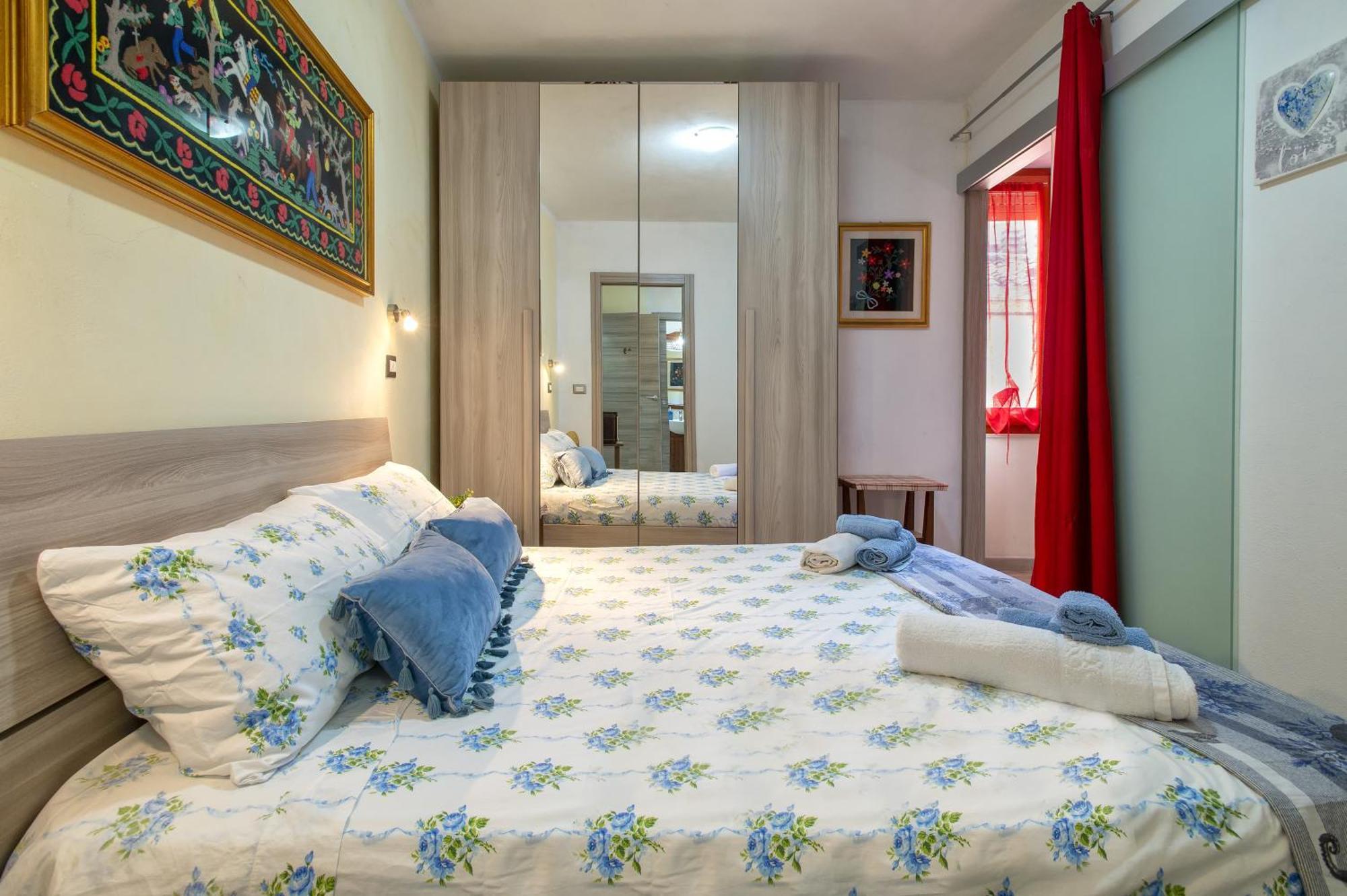 Апартаменти Relax House And Fitness 9 Villanova Monteleone Екстер'єр фото